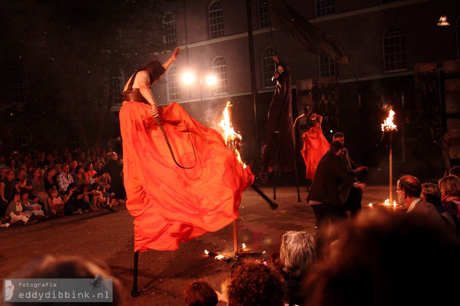 2014-07-12 Teatr Biuro Podrozy - Carmen Funebre (Deventer Op Stelten) 012